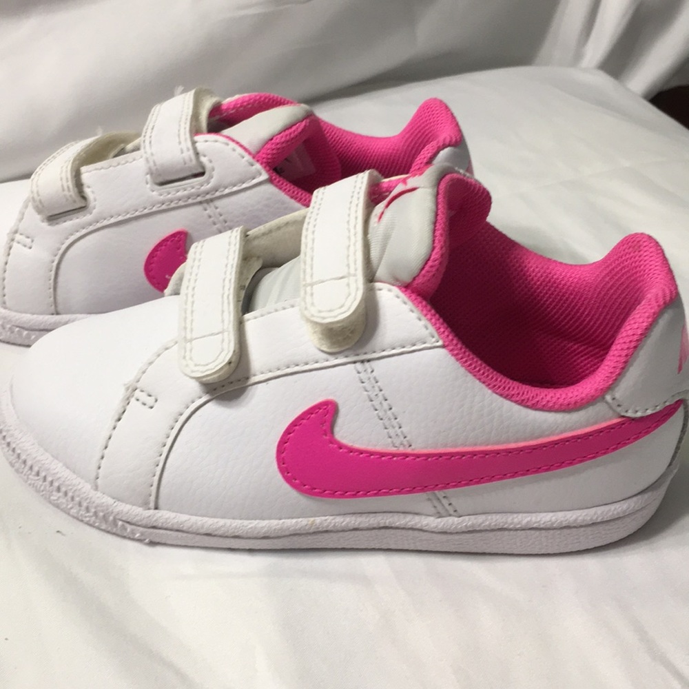 Toddler girls Nike